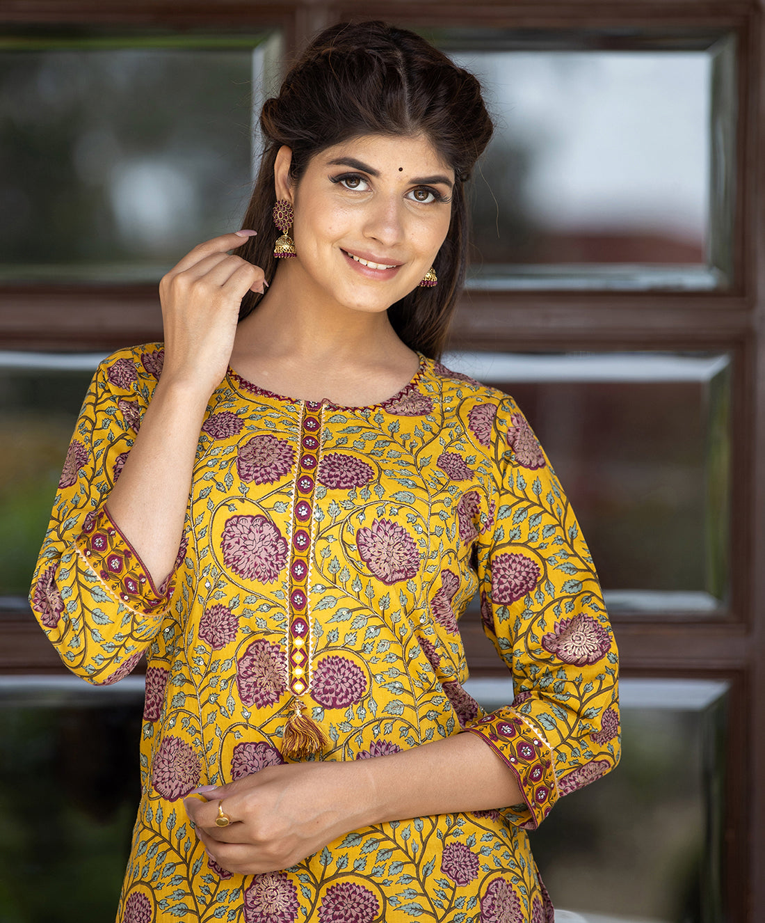 Kaajh Women's Yellow Purple Cotton Kurta Pant Set