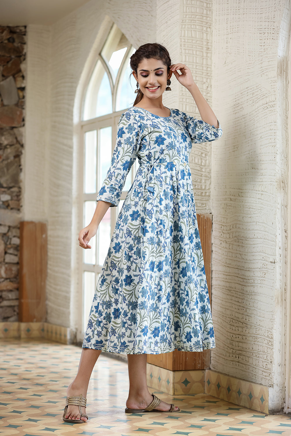 Kaajh Women's Blue Green Floral Printed Cotton Ethnic Dress