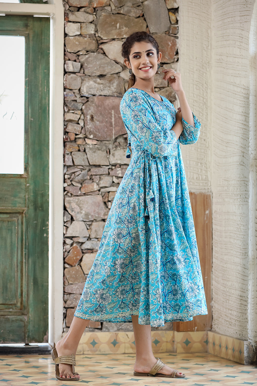 Kaajh Women's Sky Blue Floral Printed Cotton Ethnic Dress