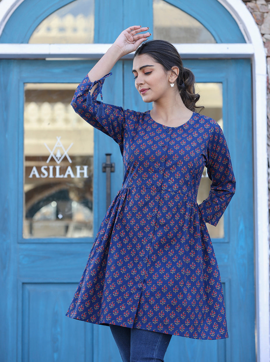 Kaajh Blue Printed Shirt Style Cotton Tunic