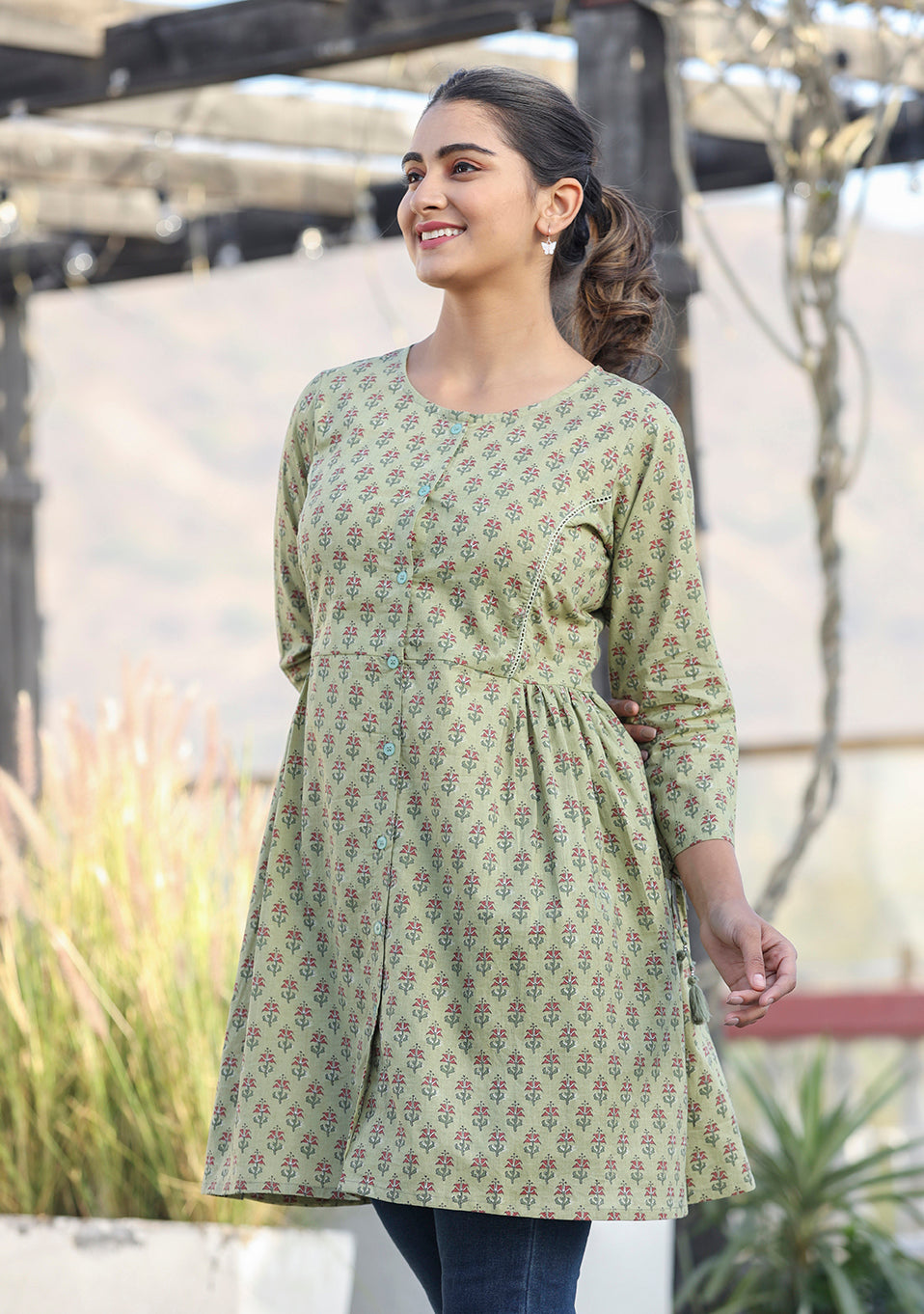 Kaajh Green Printed Cotton Shirt Style Tunic