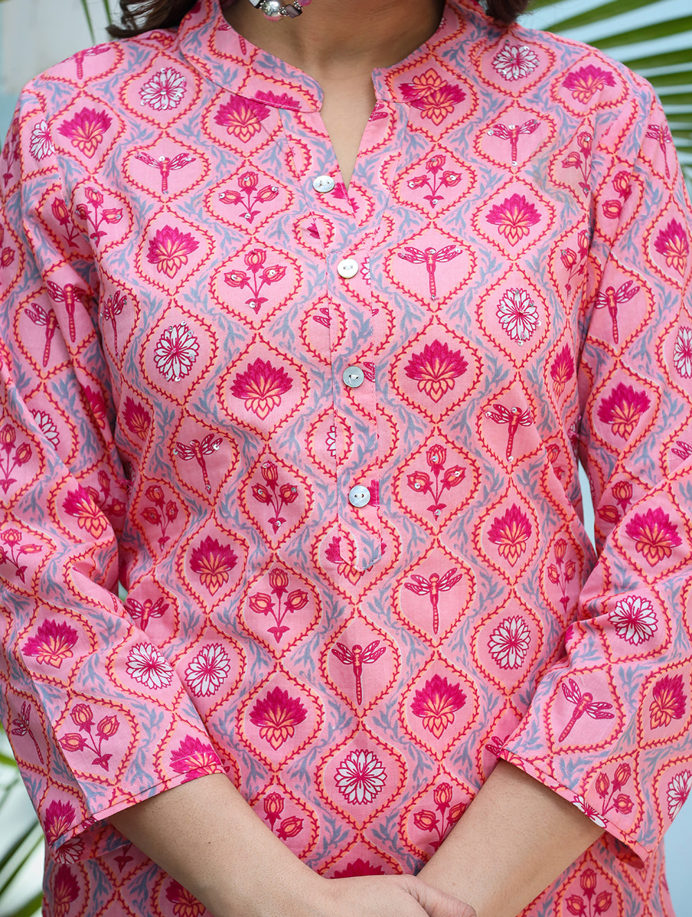 Kaajh Woman's Pink Ethnic Print Cotton Kurta Pant Set