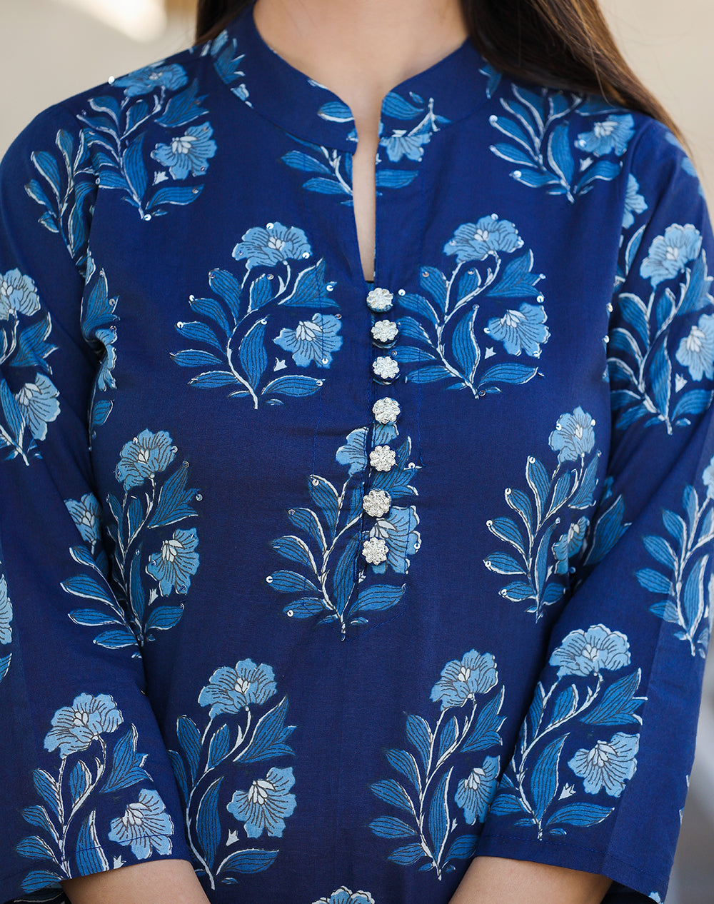 Kaajh Women's Blue Floral Print Cotton Kurta With Trouser
