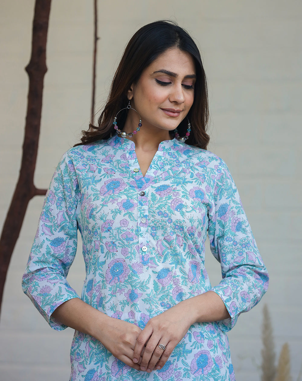 Kaajh Woman's Sky Blue Floral Print Cotton Casual Kurta