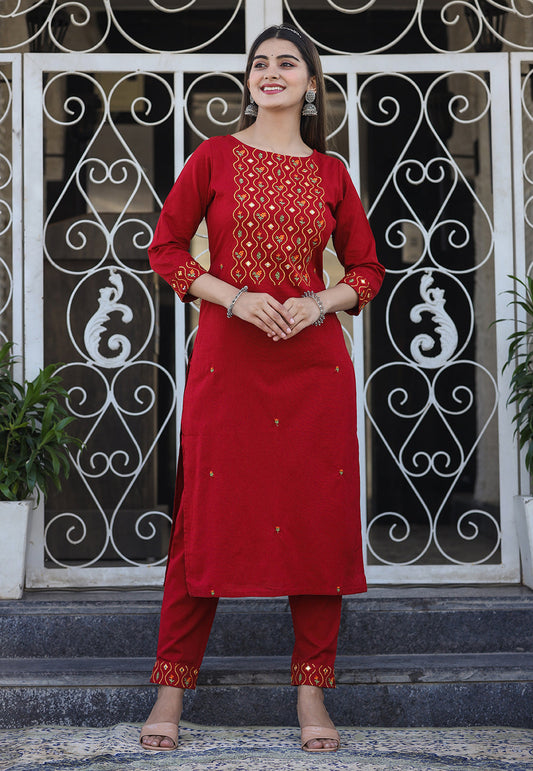 Kaajh Women's Maroon Embroidered Cotton Kurta Pant Set