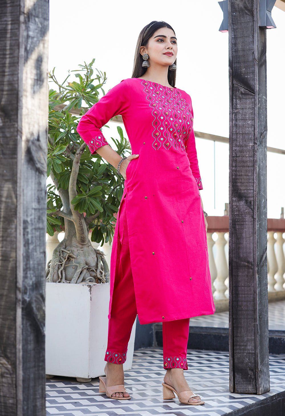 Kaajh Women's Pink Embroidered Cotton Kurta Pant Set