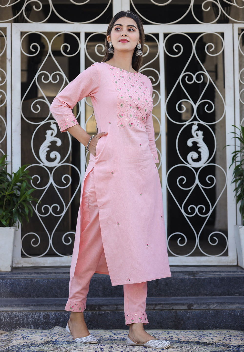 Kaajh Women's Peach Embroidered Cotton Kurta Pant Set