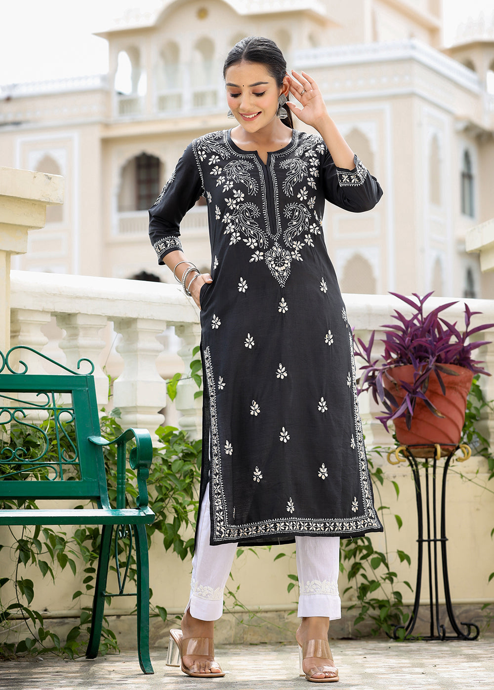 Kaajh Women's Black Chikhankari Embroidered Kurta Pant Set