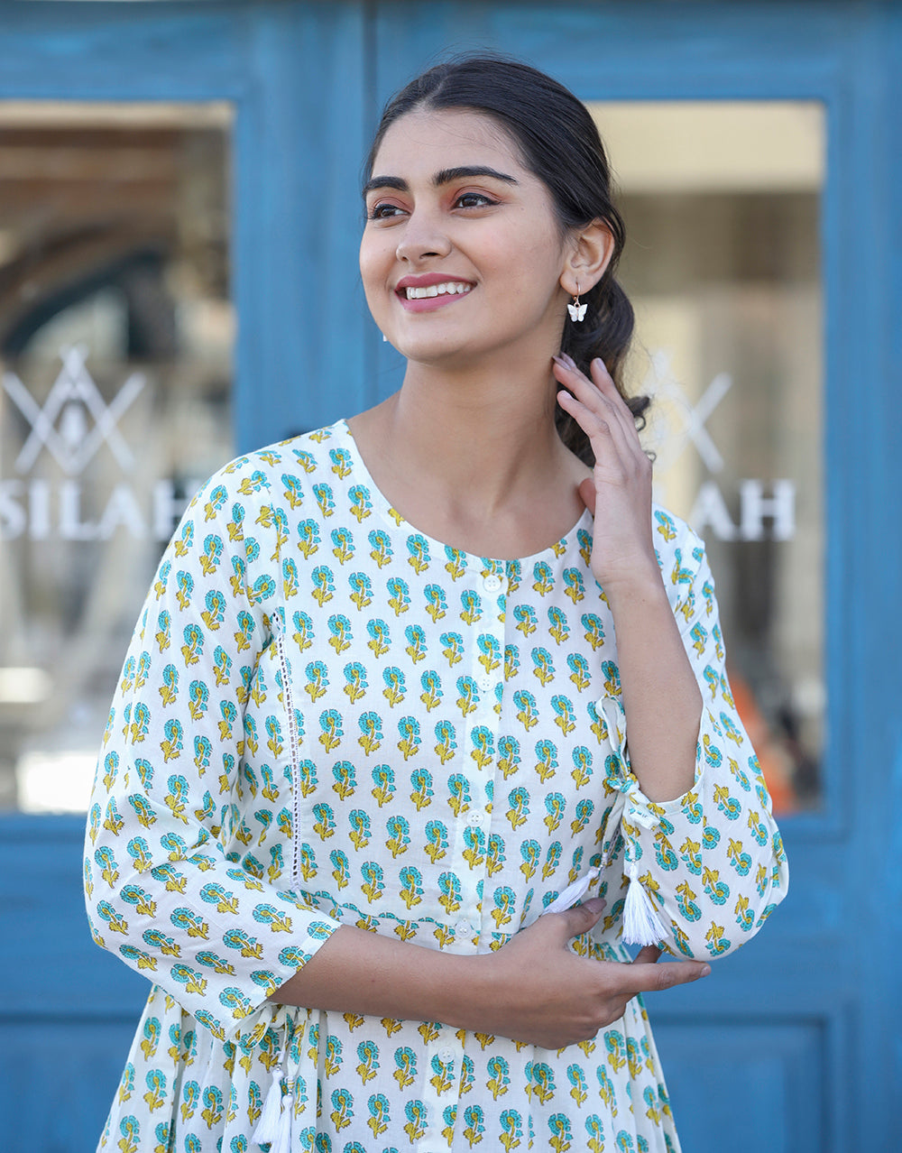 Kaajh White-Green Floral Print Cotton Shirt Style Tunic