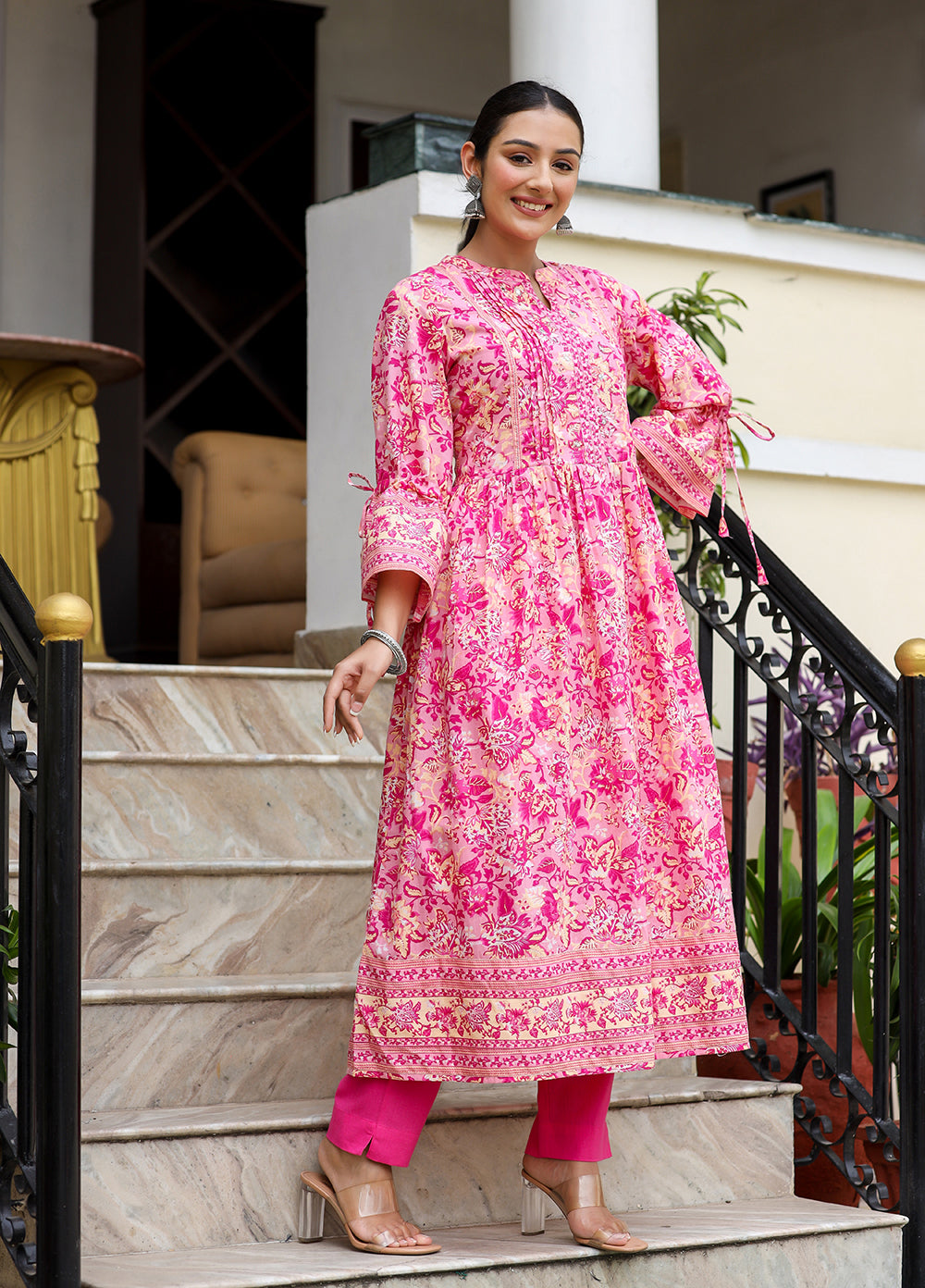 Kaajh Women's Pink Floral Print Cotton Kurta Set