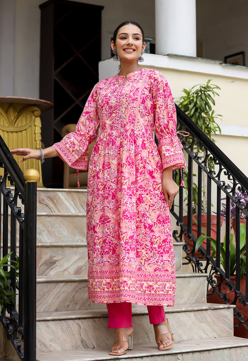 Kaajh Women's Pink Floral Print Cotton Kurta Set