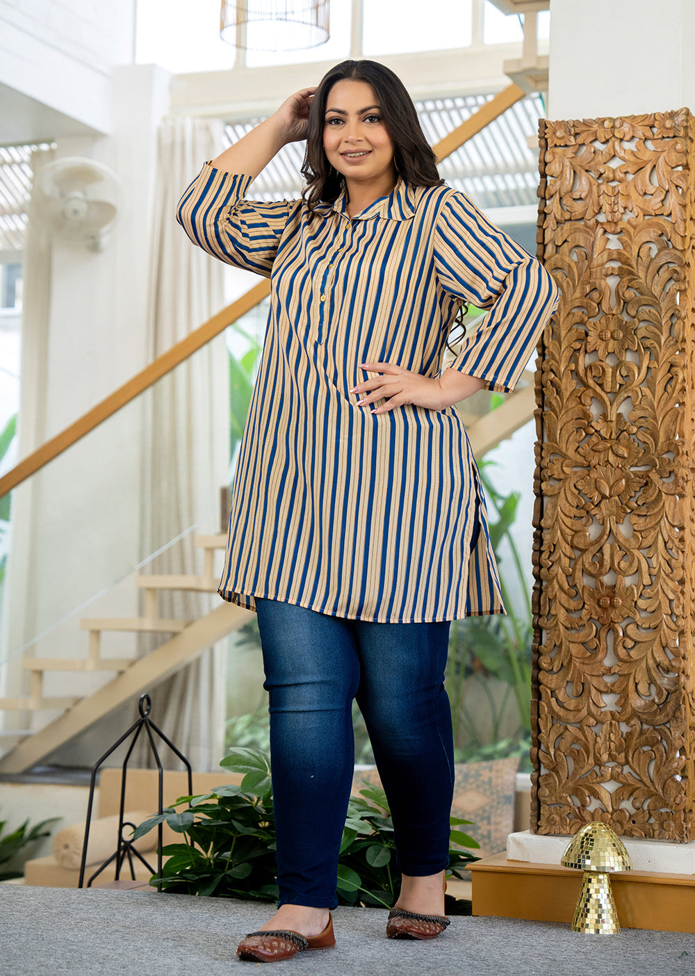 Kaajh Women's Blue Striped Viscose Rayon Plus Size Kurta