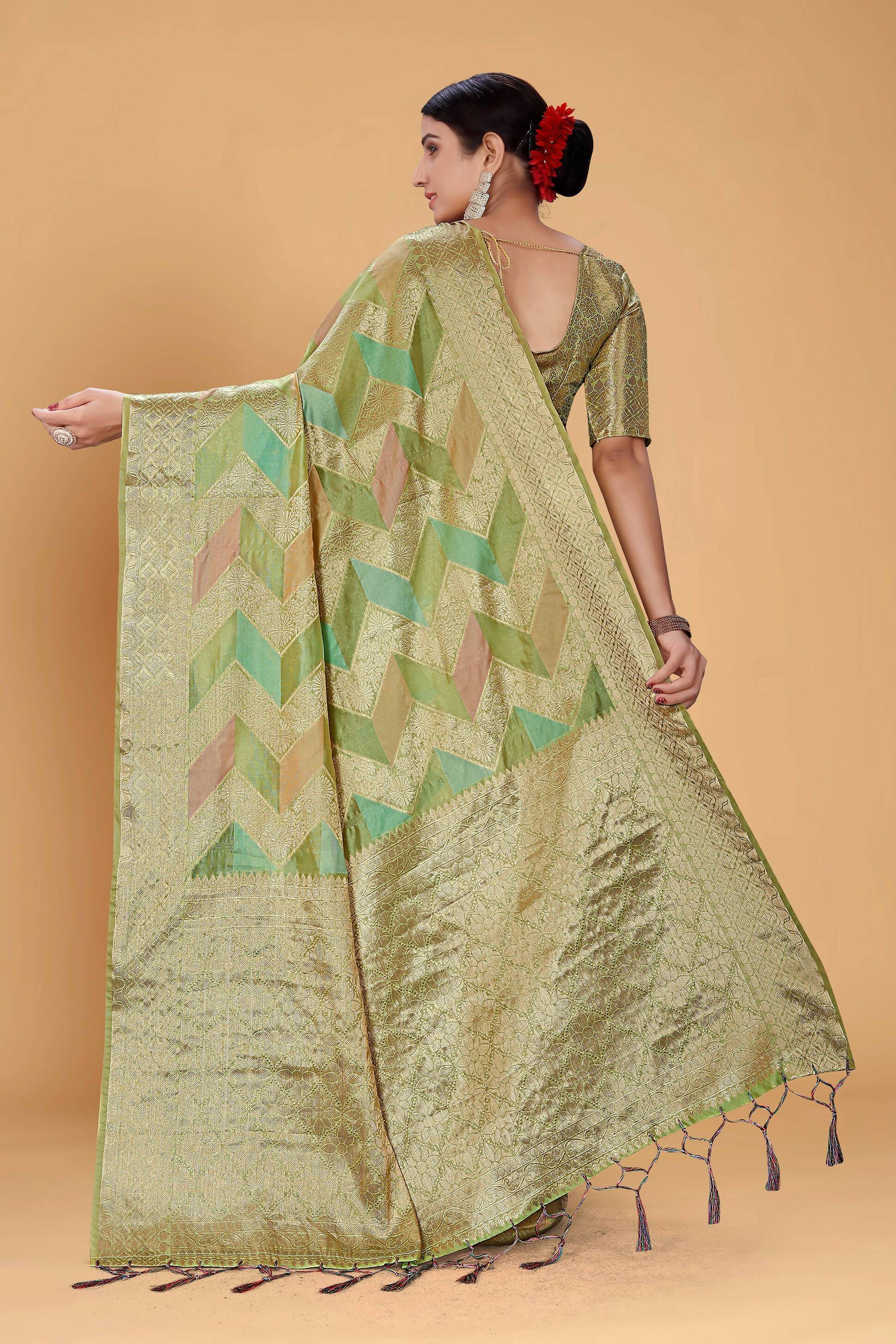 Green Soft Organza Woven Design Saree With Unstitched Blouse Piece - Zaara