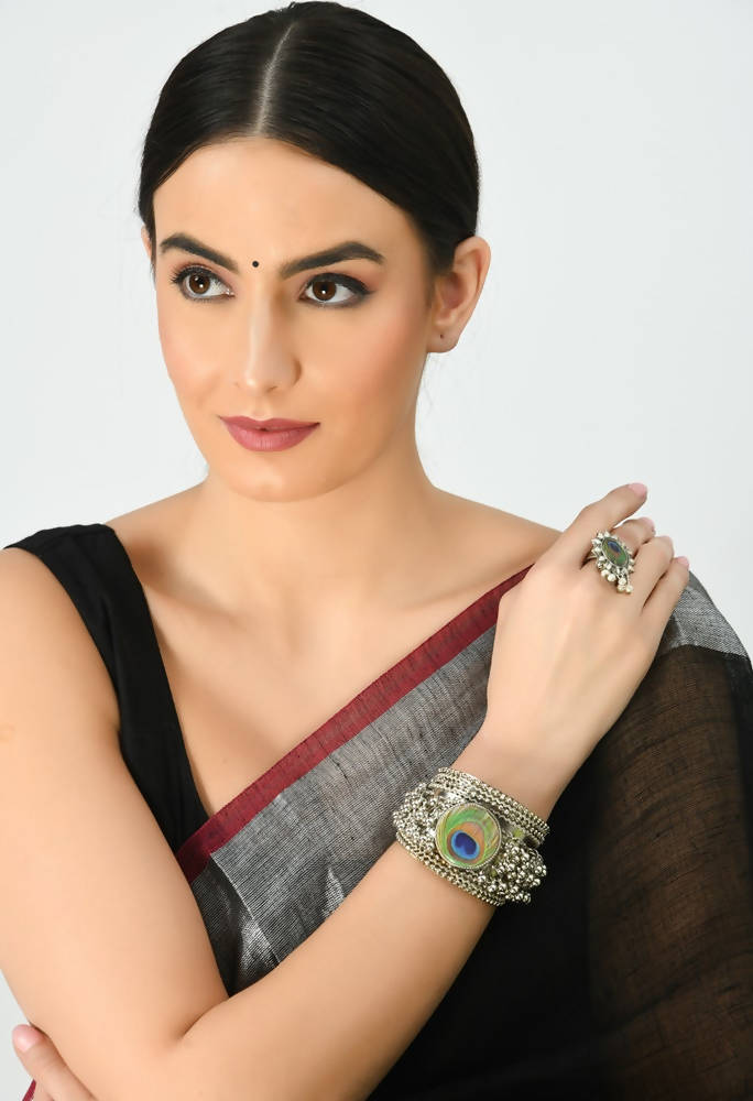 Mominos Fashion Kamal Johar Ghungroo Handcraft Cuff Bracelet 