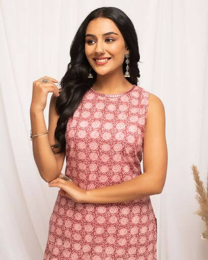 FIORRA Women's Floral Printed Pink Cotton Straight Kurta 