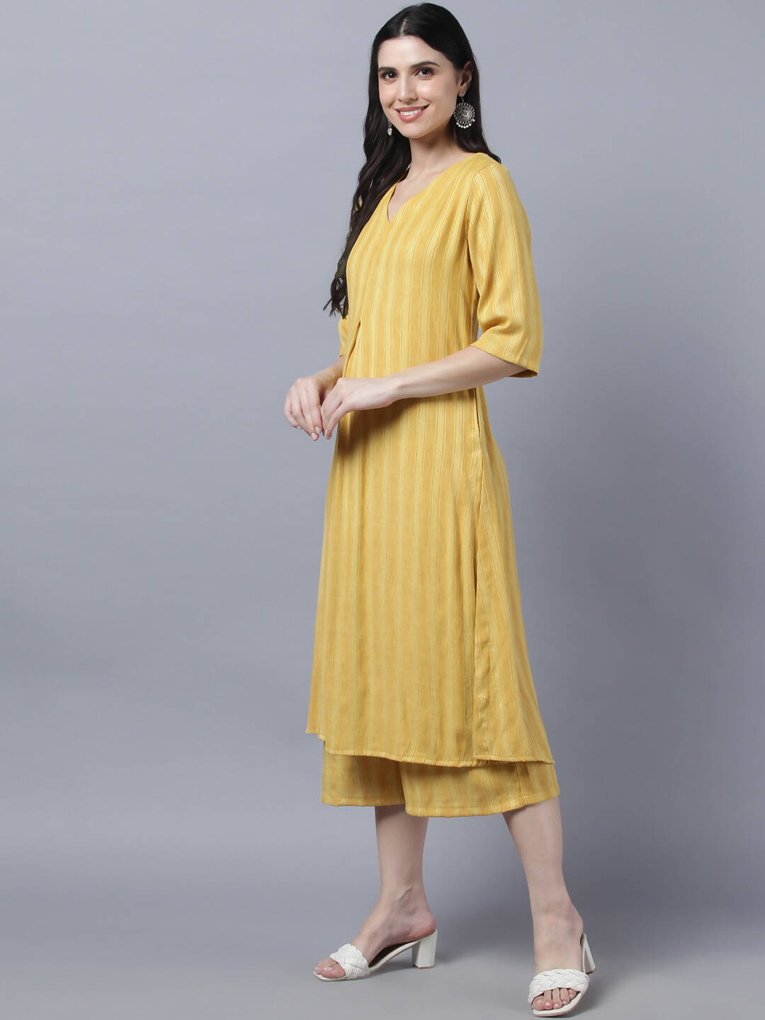 Myshka Stylish Yellow Cotton 3/4 Sleeve Women's Kurta Palazzo Set