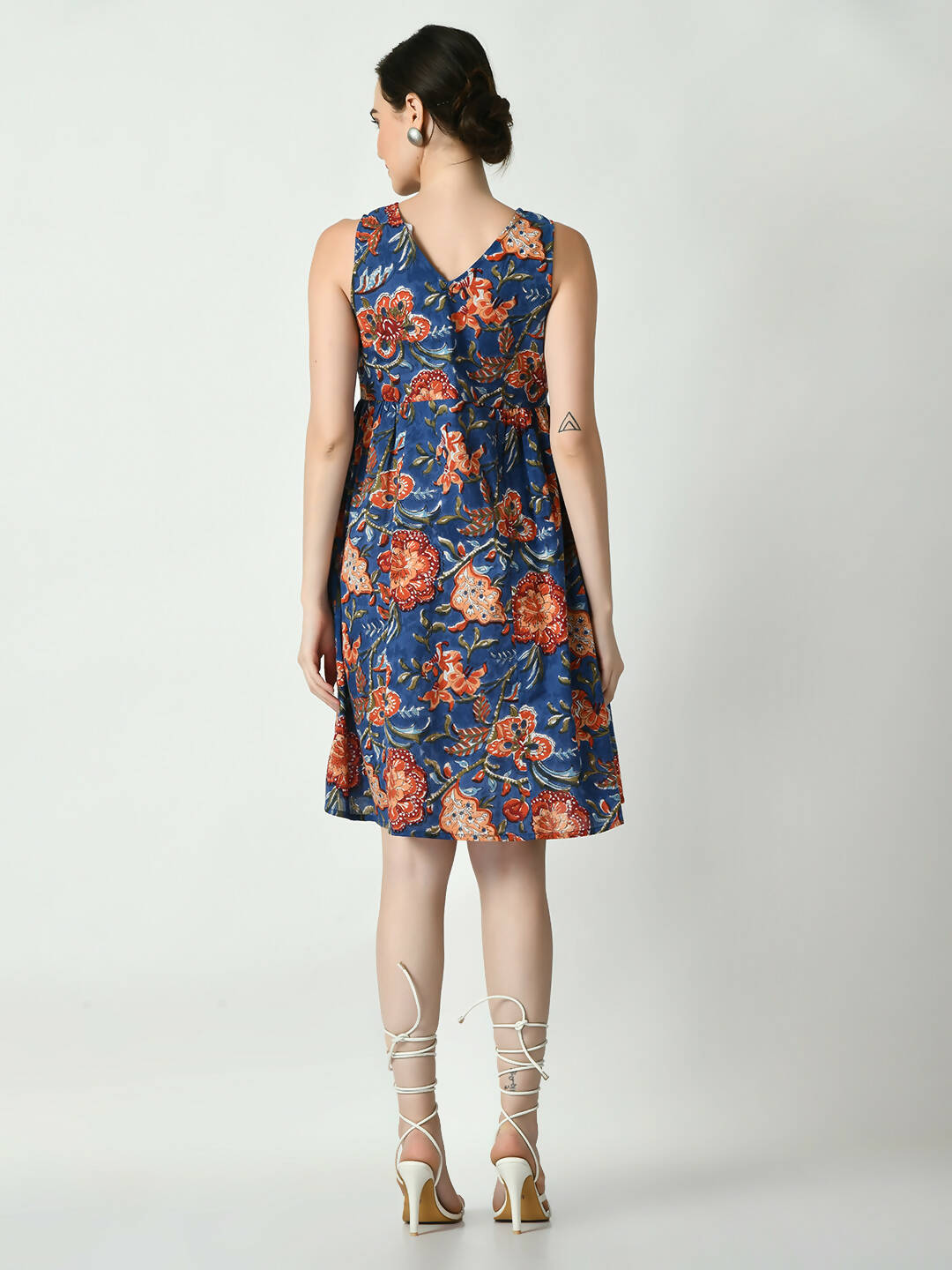 Myshka Women's Blue Floral Printed A-Line Dress