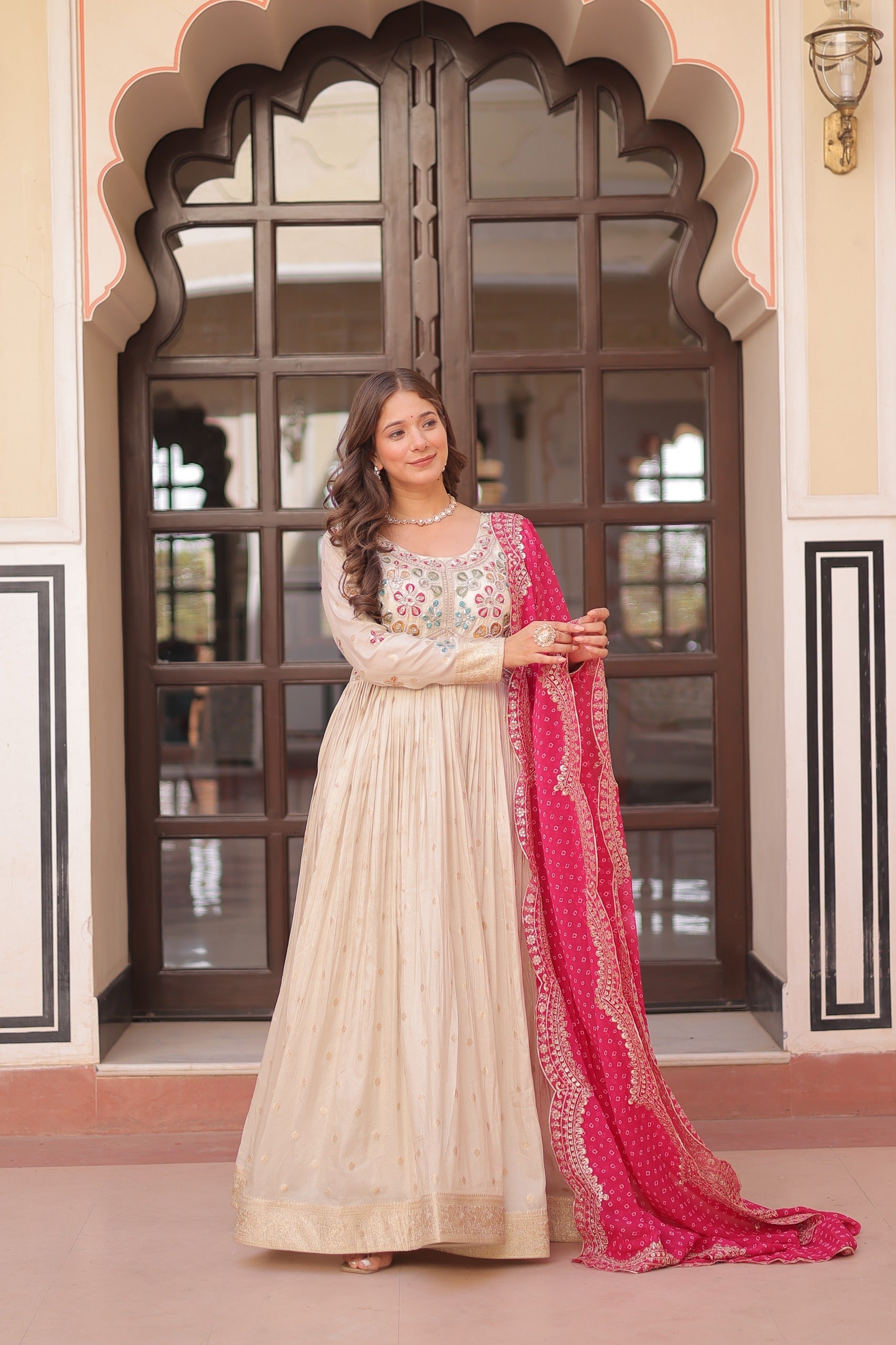 Prazu Fashion Cream Cosmos Weaving Jacquard Pearl Beads Embroidered Gown