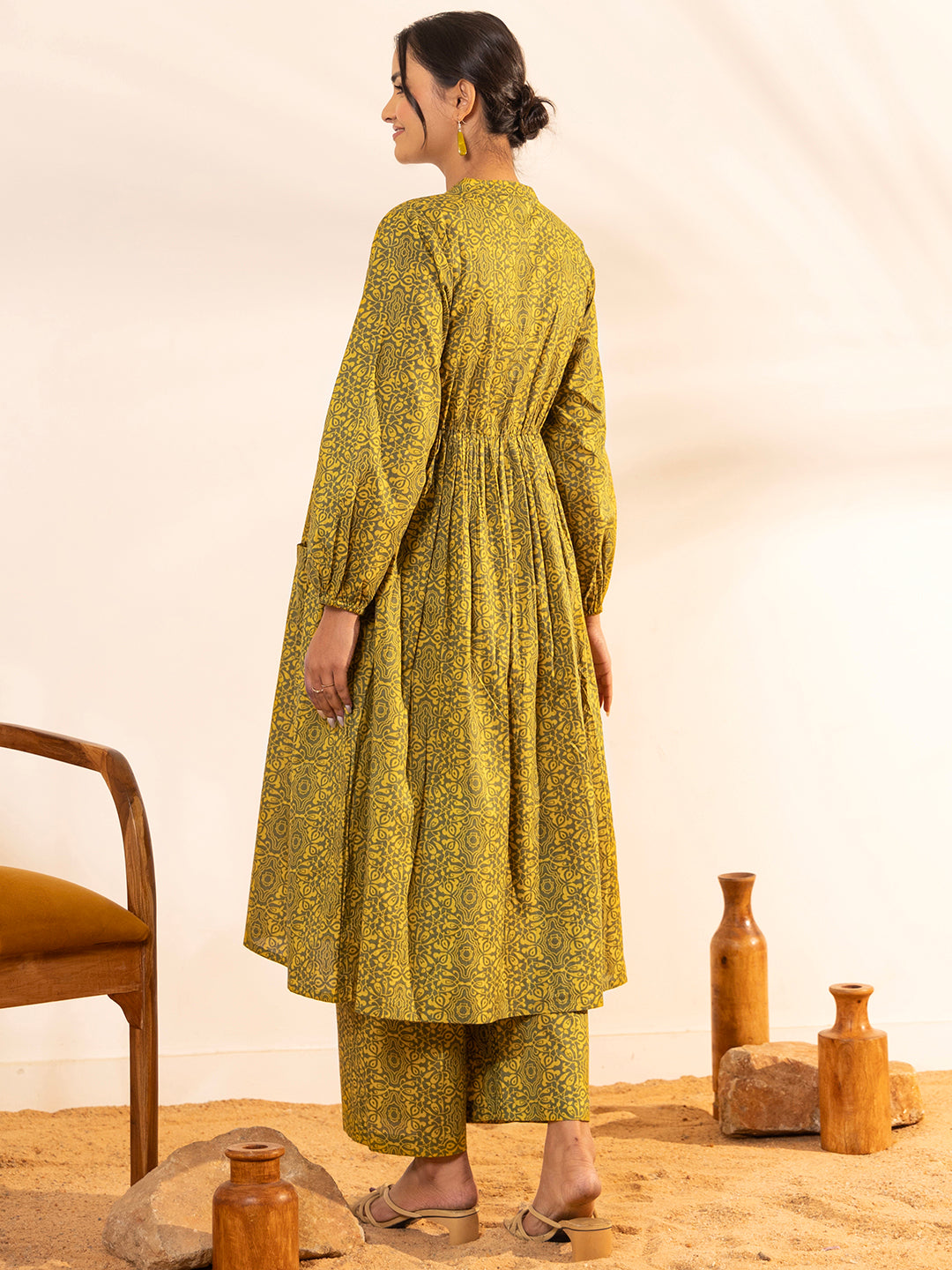 Janasya Olive Cotton Printed Gathered Kurta Set 