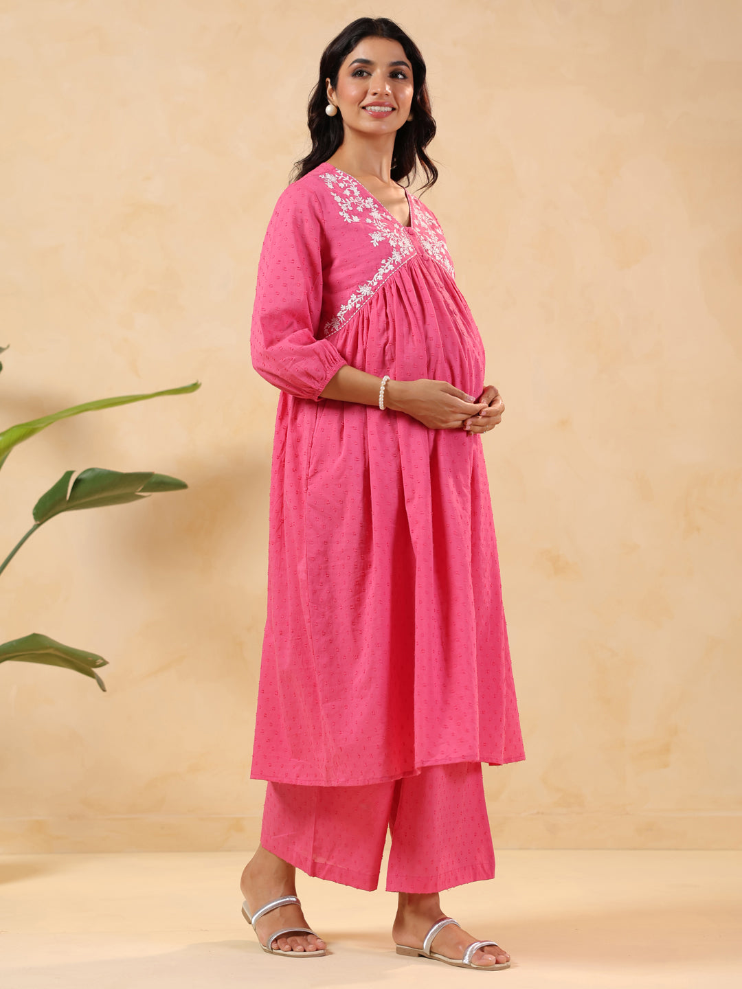 Janasya Light Dobby Cotton Yoke Embroidery A-Line Kurta Set 