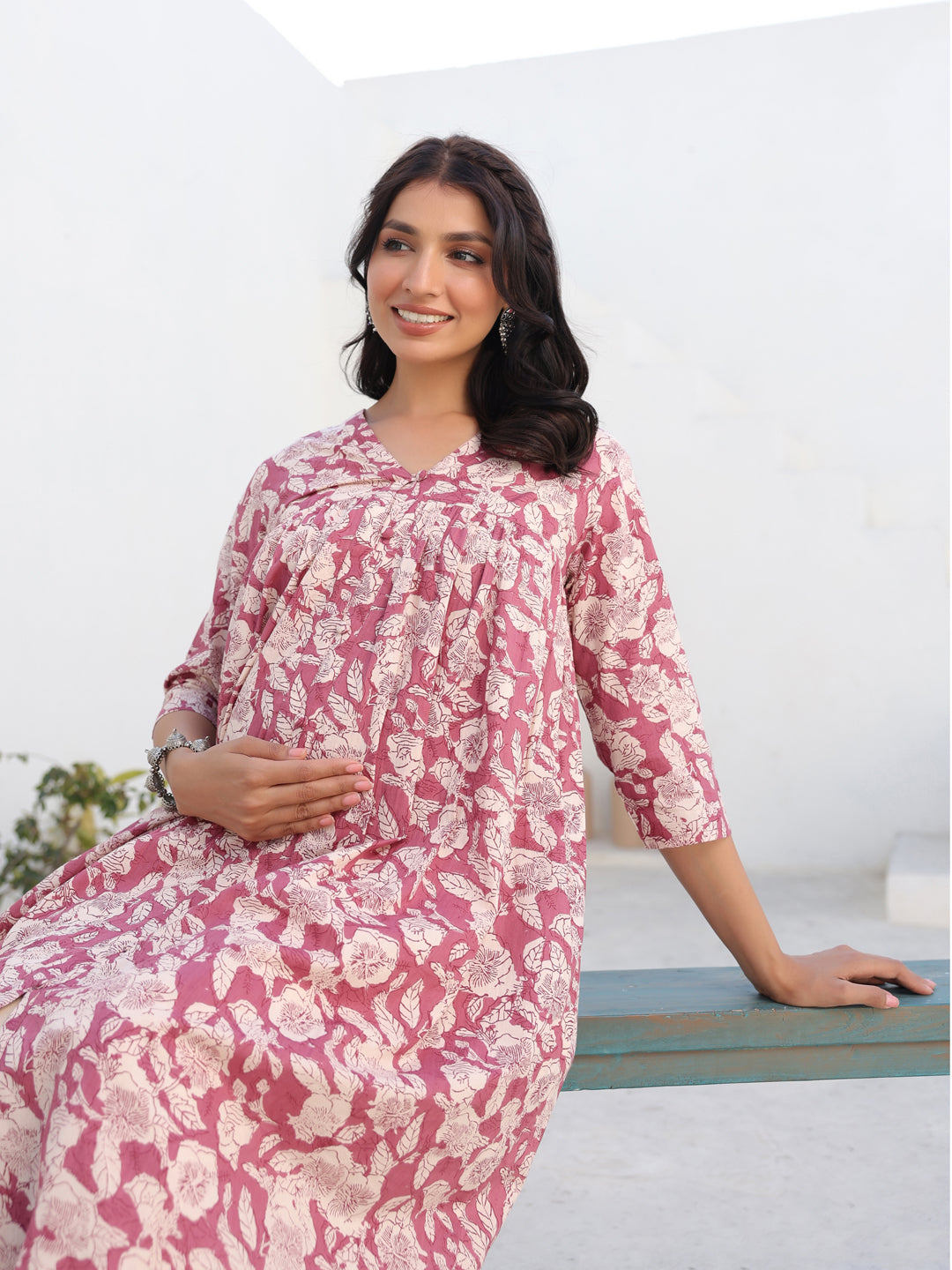 Janasya Light Cotton Floral Gathered Kurta 