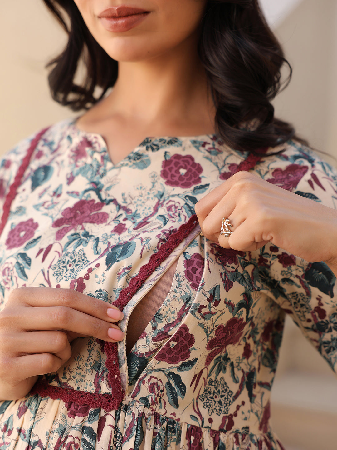 Janasya Dark Cotton Floral Gathered Kurta 