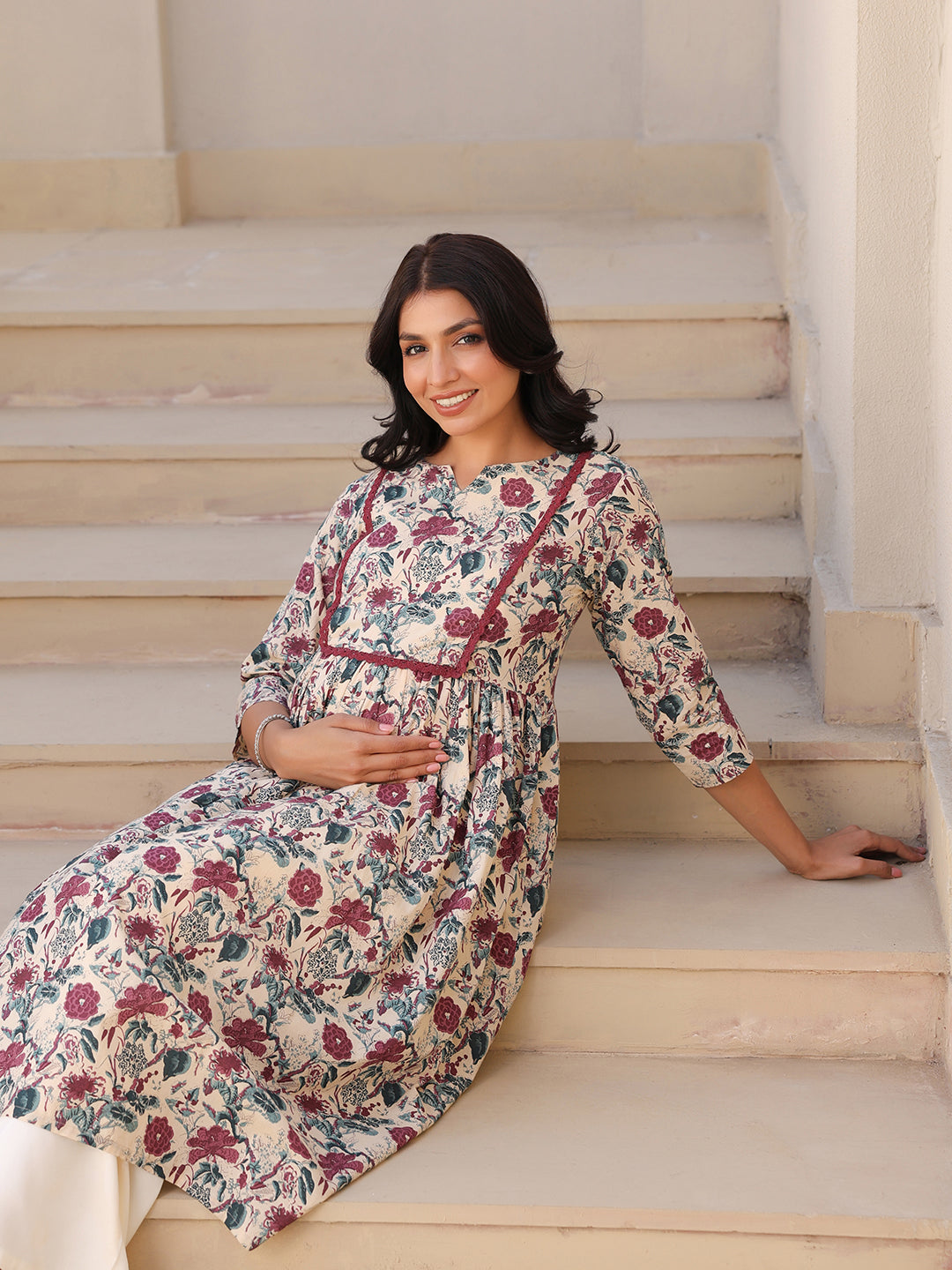 Janasya Dark Cotton Floral Gathered Kurta 