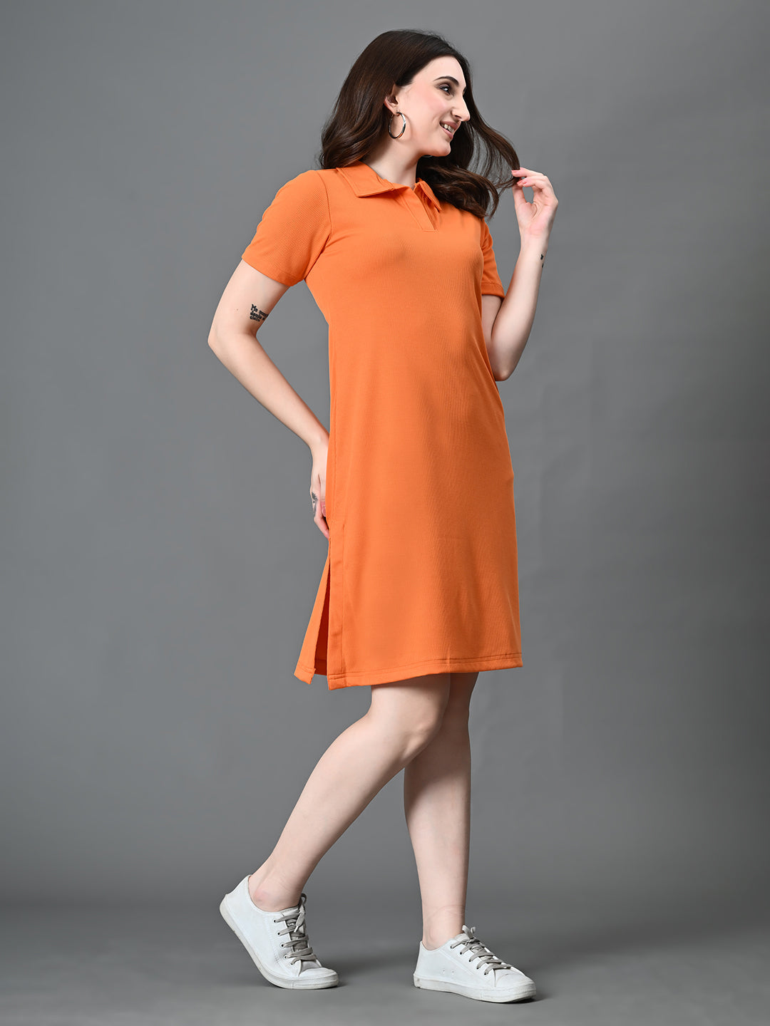 Myshka Women's Collared Neck Short Sleeves Ribbed A-Line Dress in Orange Color