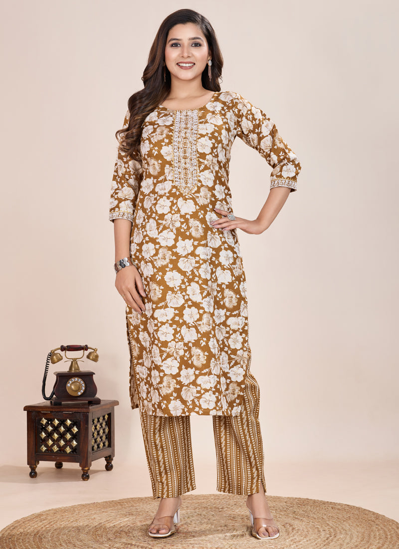 Prazu Fashion Beige Printed Cotton Blend Kurta Pant Set