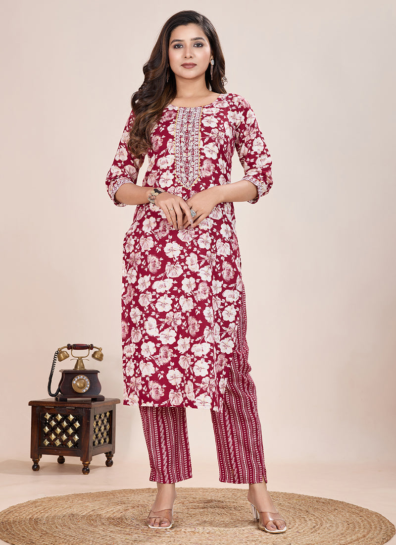 Prazu Fashion Maroon Printed Cotton Blend Kurta Pant Set