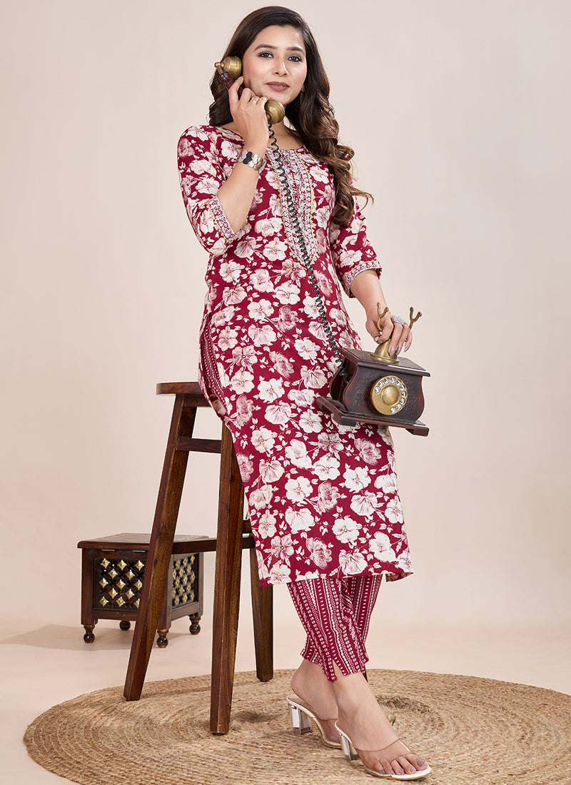 Prazu Fashion Maroon Printed Cotton Blend Kurta Pant Set