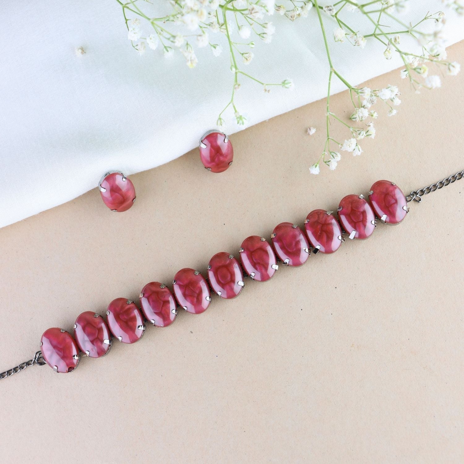 Glamorous Fashionable Eye-Catching Red Beaded Choker and Earrings Set For Women/Girls - Wahe Jewels Noz2Toz