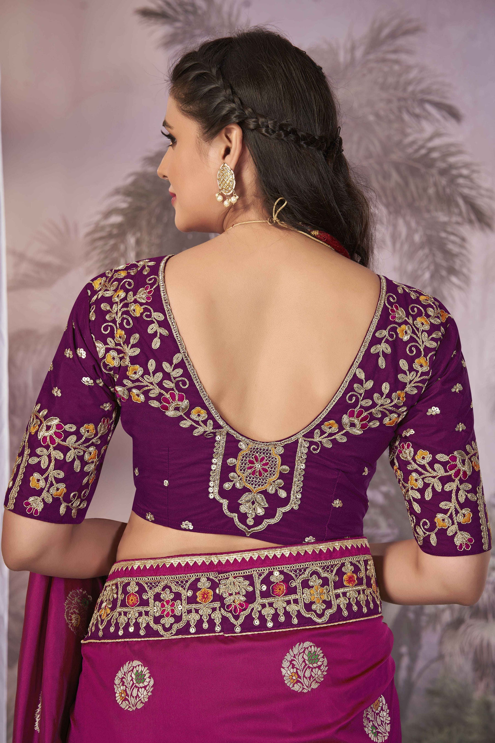 MANOHARI Banarasi Silk Blend Jacquard Work Saree - Pink