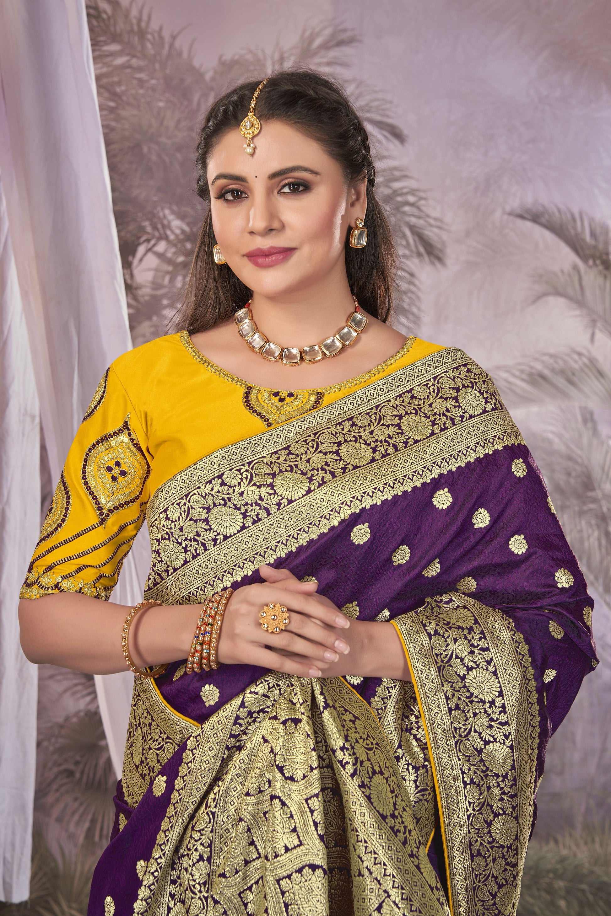 MANOHARI Banarasi Silk Blend Jacquard Work Saree - Purple
