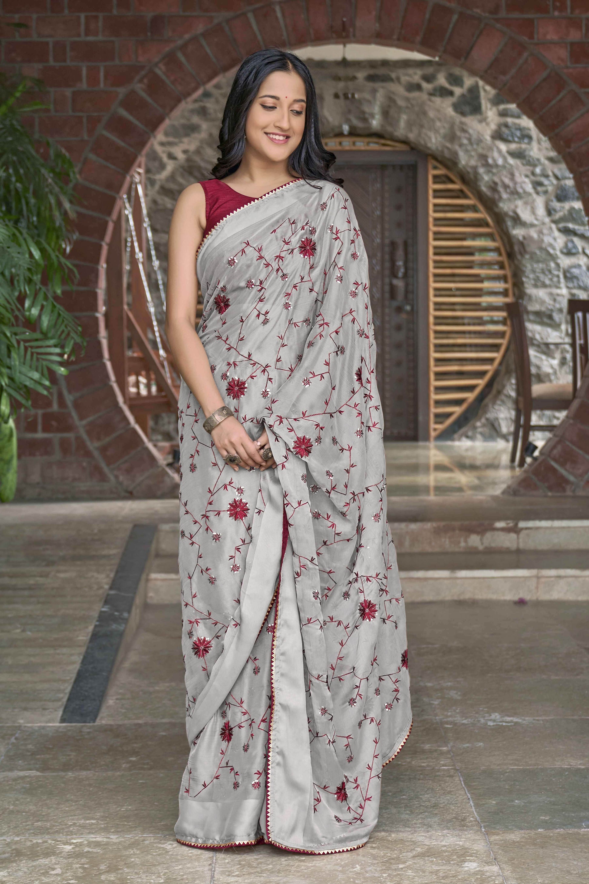 MANOHARI Georgette Embroidered Work Saree - Grey