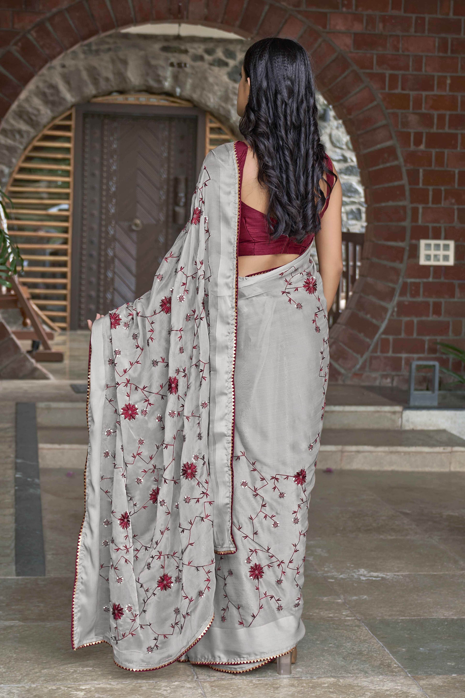 MANOHARI Georgette Embroidered Work Saree - Grey