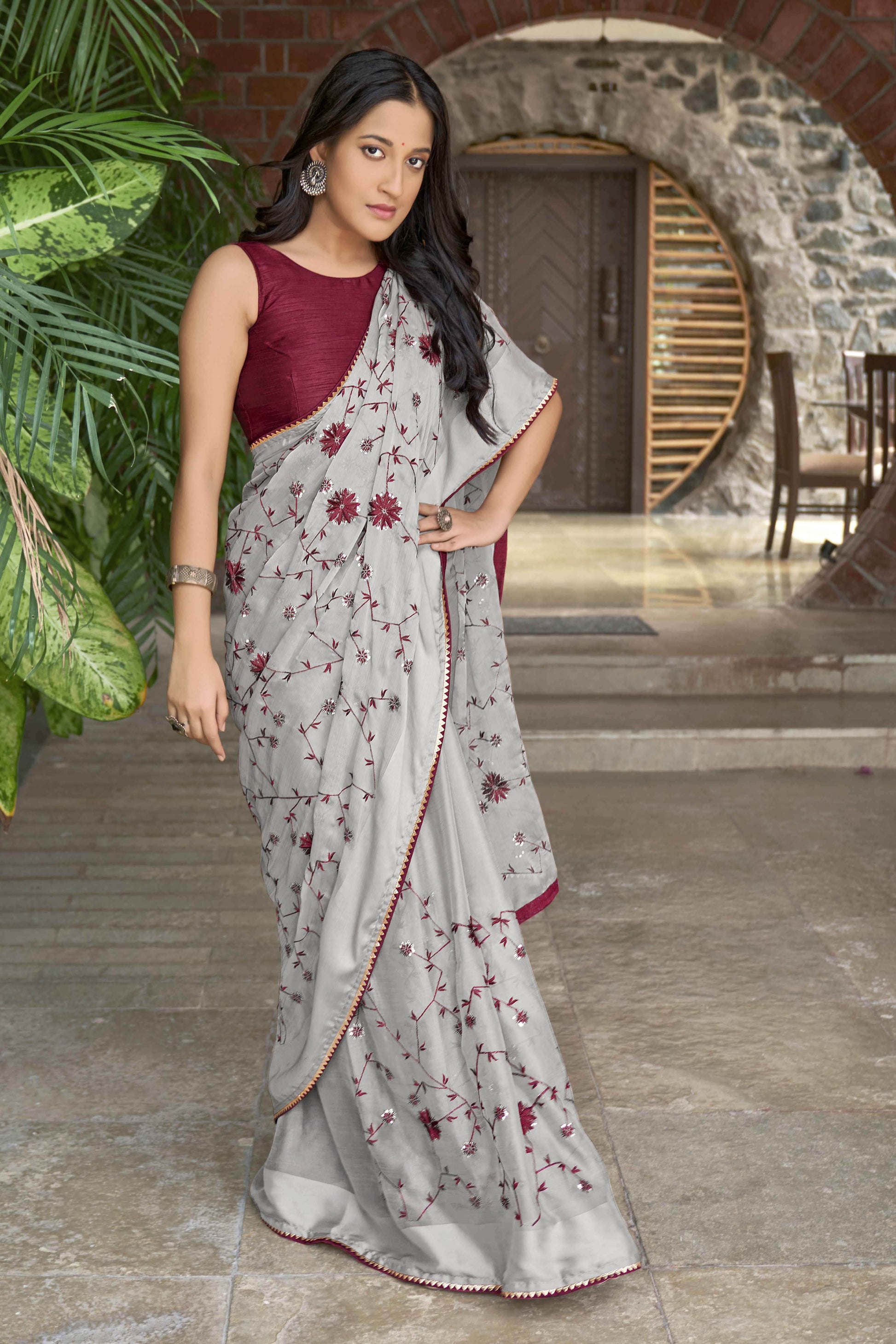 MANOHARI Georgette Embroidered Work Saree - Grey