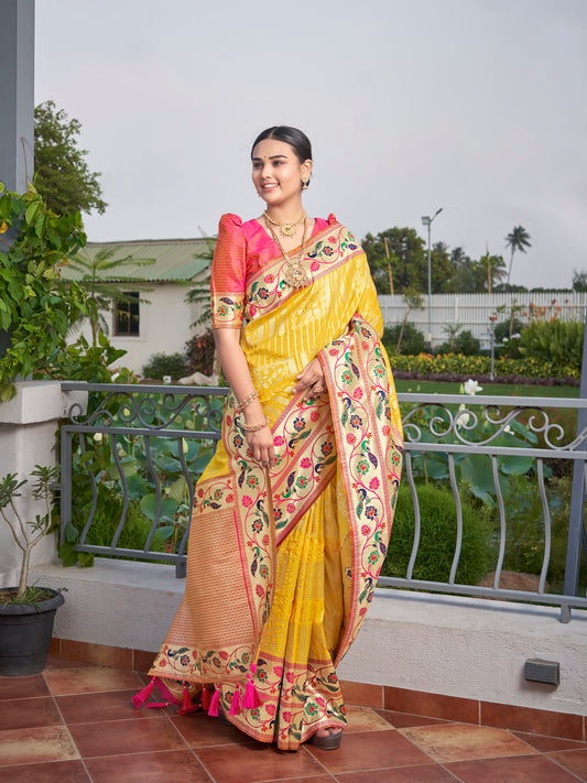 MANOHARI Banarasi Silk Blend Jacquard Work Saree - Yellow