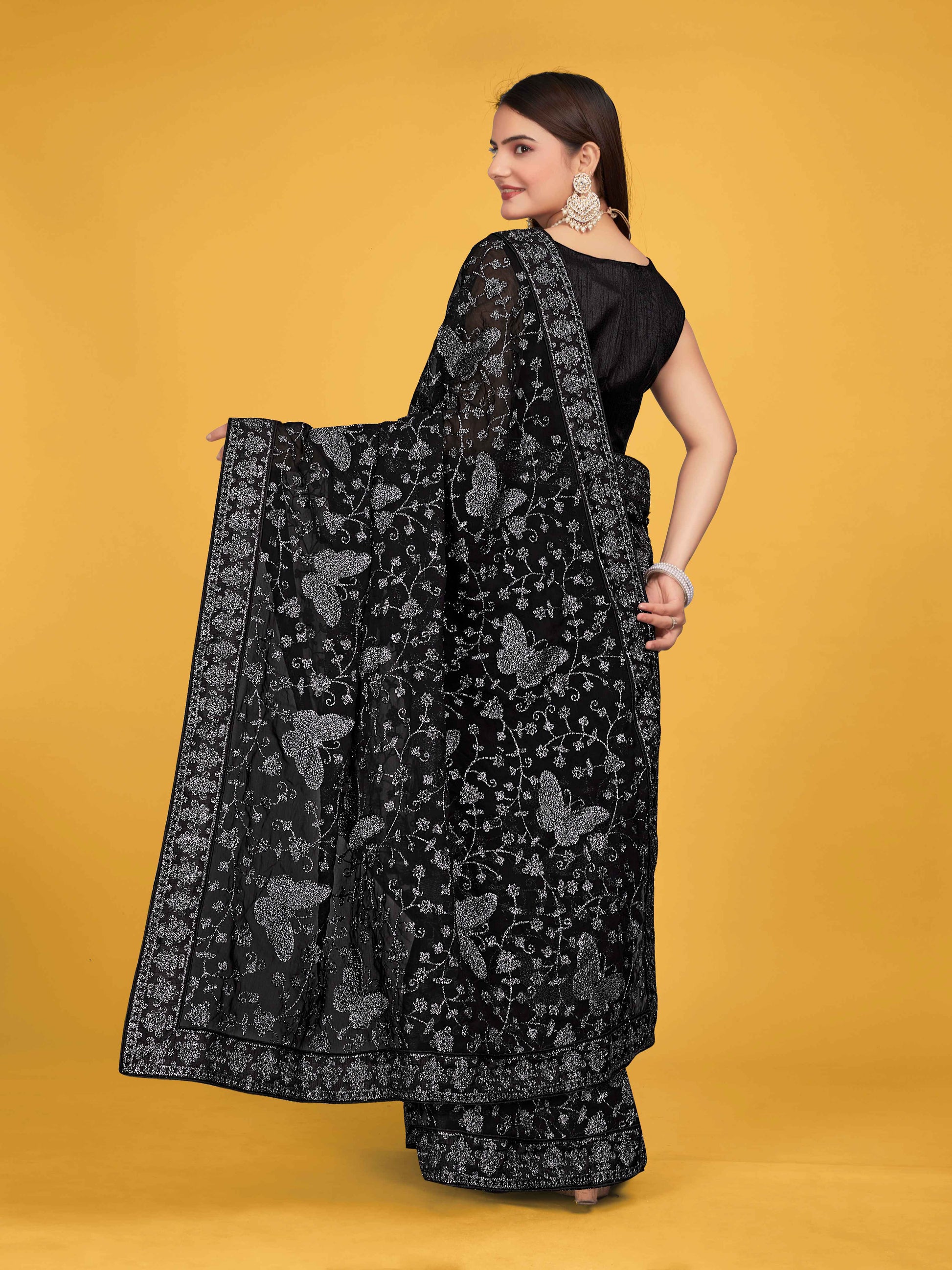 MANOHARI Georgette Embroidered Work Saree - Black