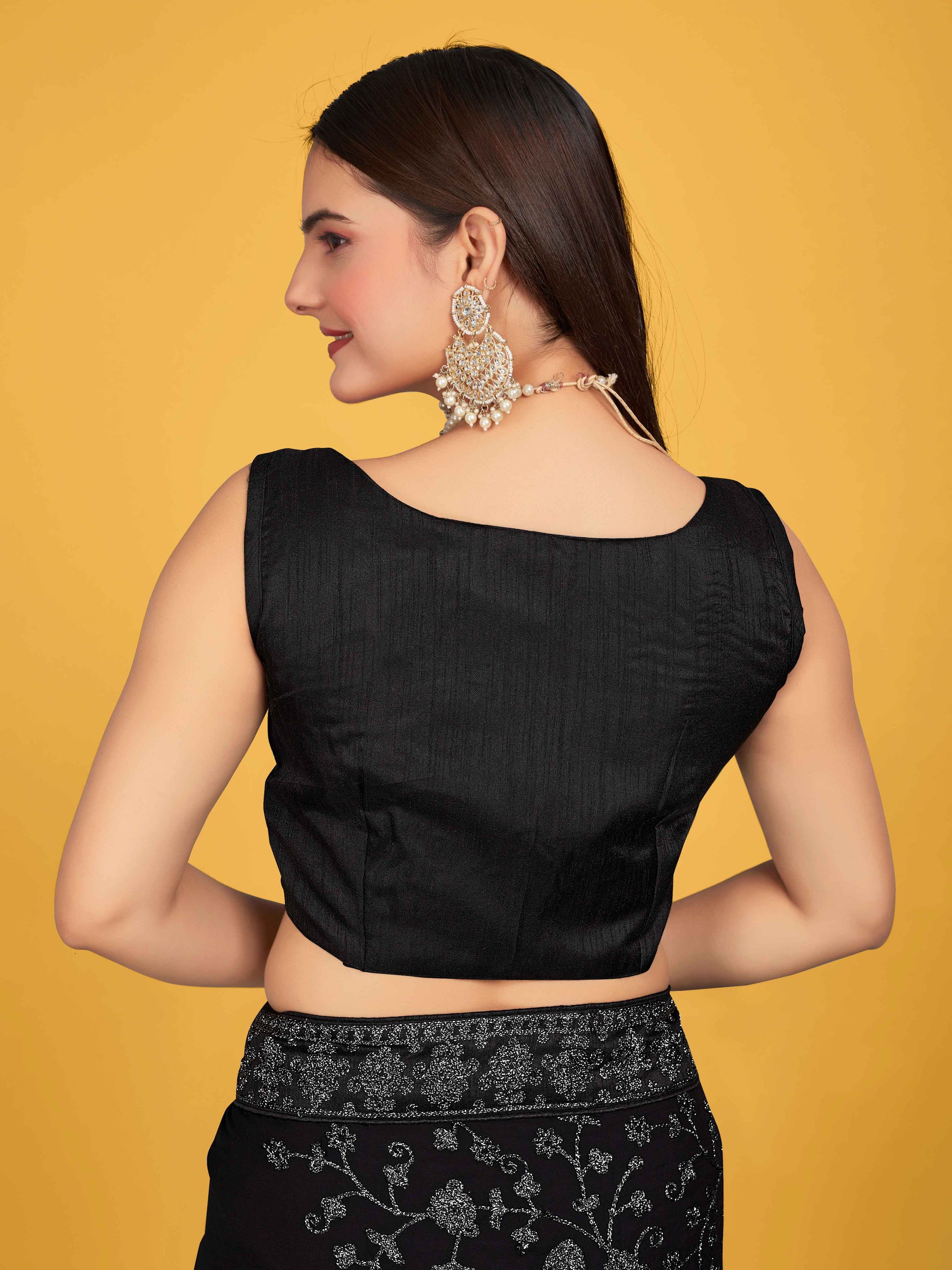 MANOHARI Georgette Embroidered Work Saree - Black