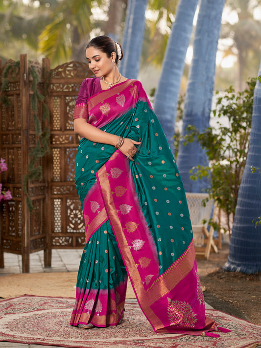 MANOHARI Banarasi Silk Blend Jacquard Work Saree - Green