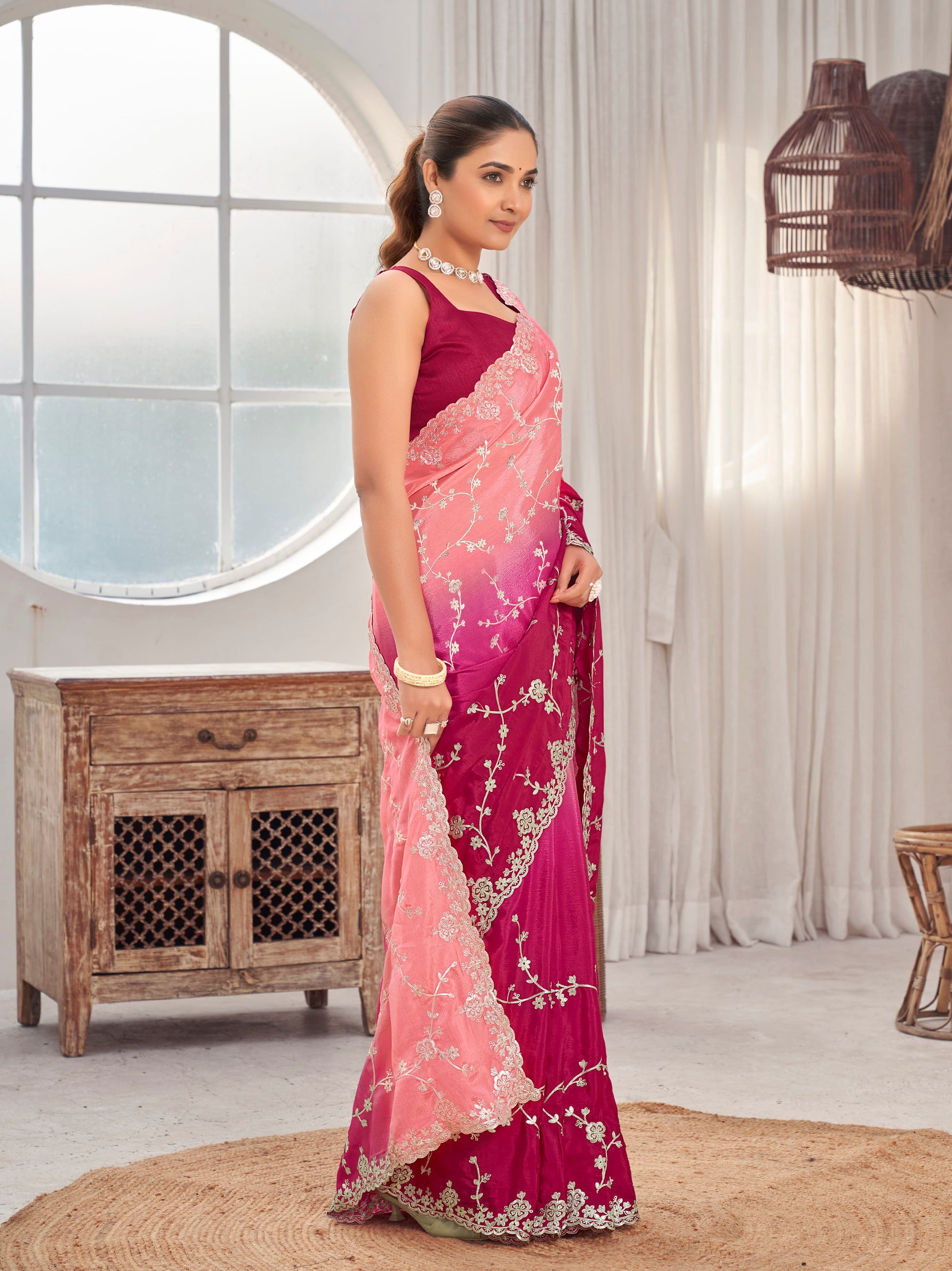 MANOHARI Georgette Embroidered Work Saree - Pink