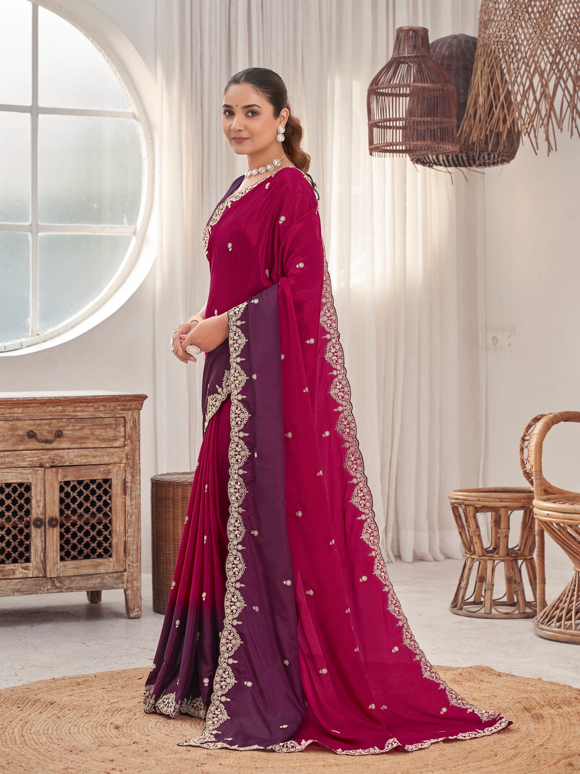 MANOHARI Georgette Embroidered Work Saree - Red