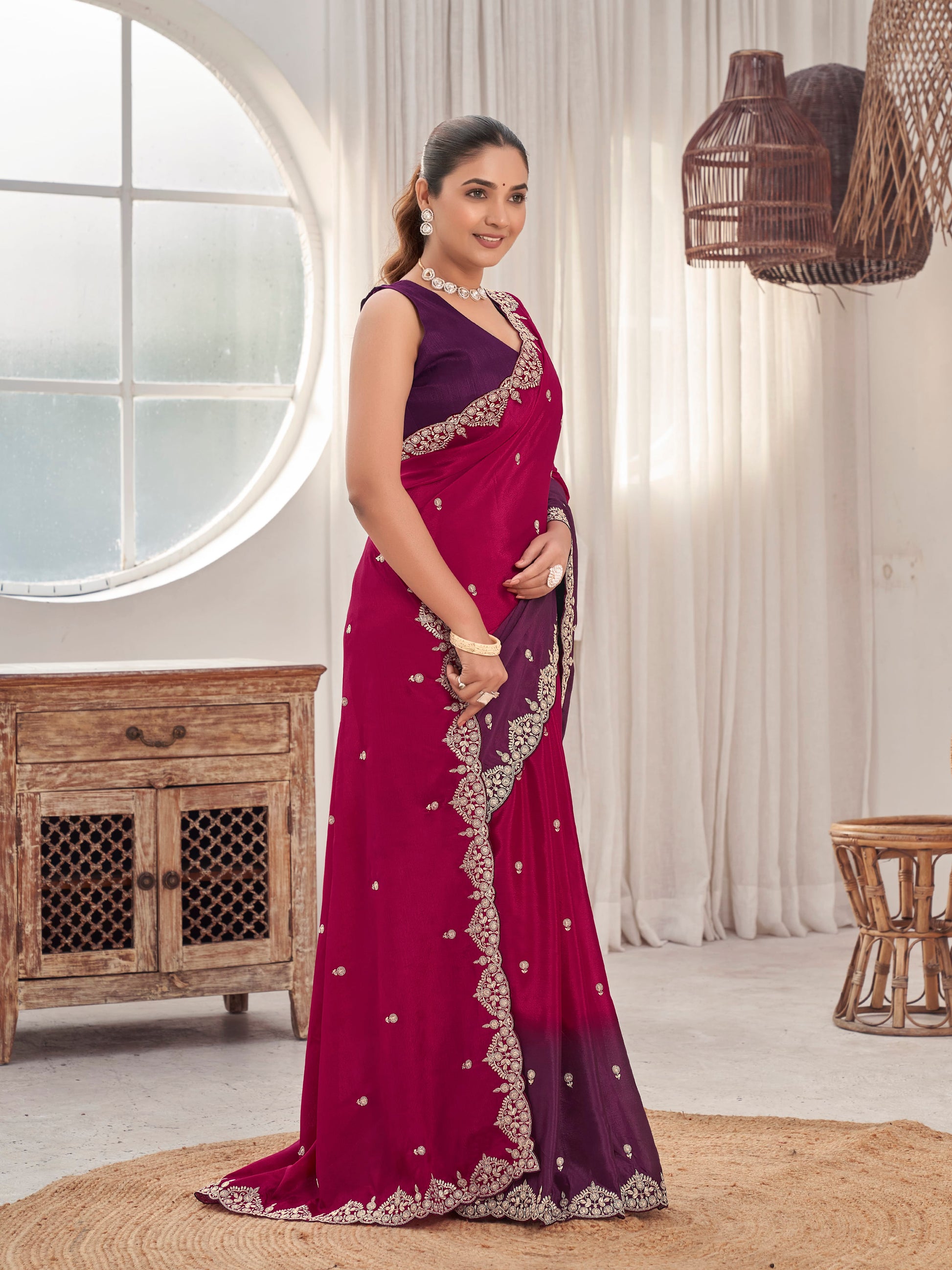 MANOHARI Georgette Embroidered Work Saree - Red