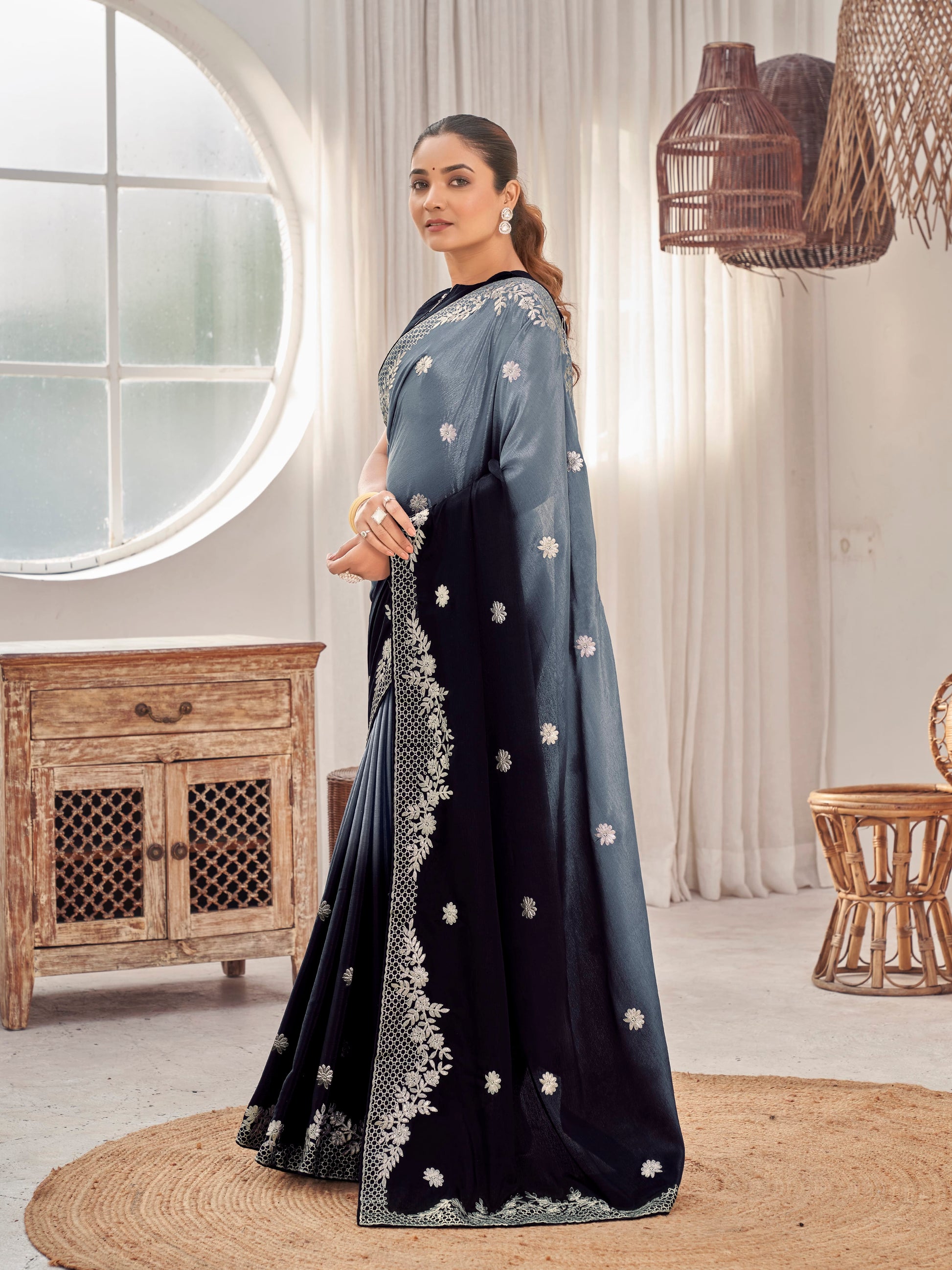 MANOHARI Georgette Embroidered Work Saree - Black