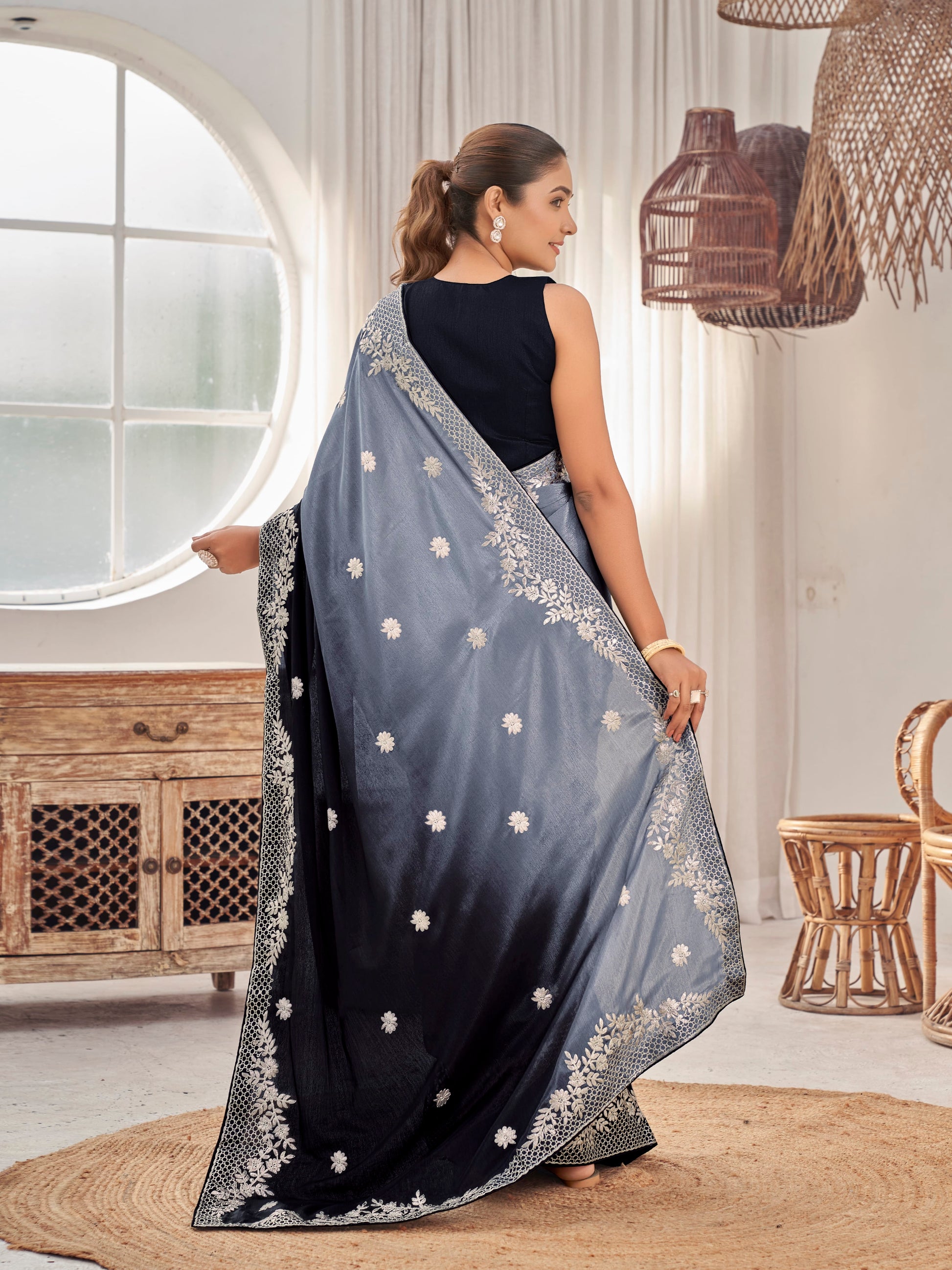 MANOHARI Georgette Embroidered Work Saree - Black
