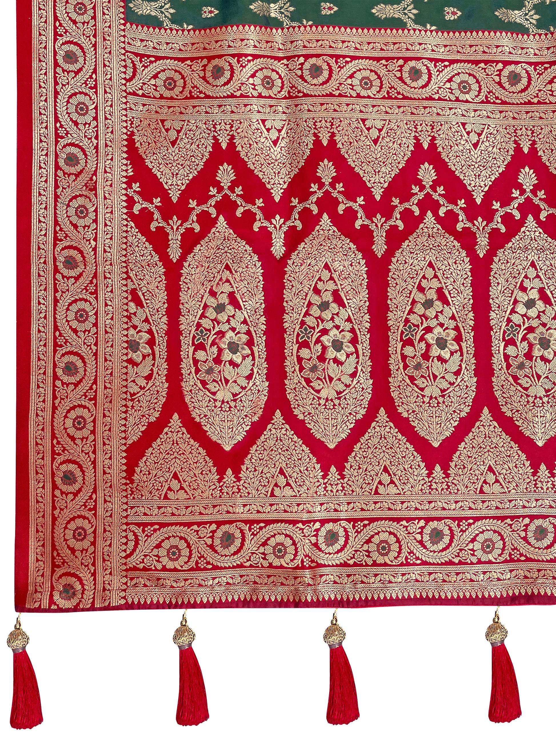 MANOHARI Banarasi Silk Blend Jacquard Work Saree - Green