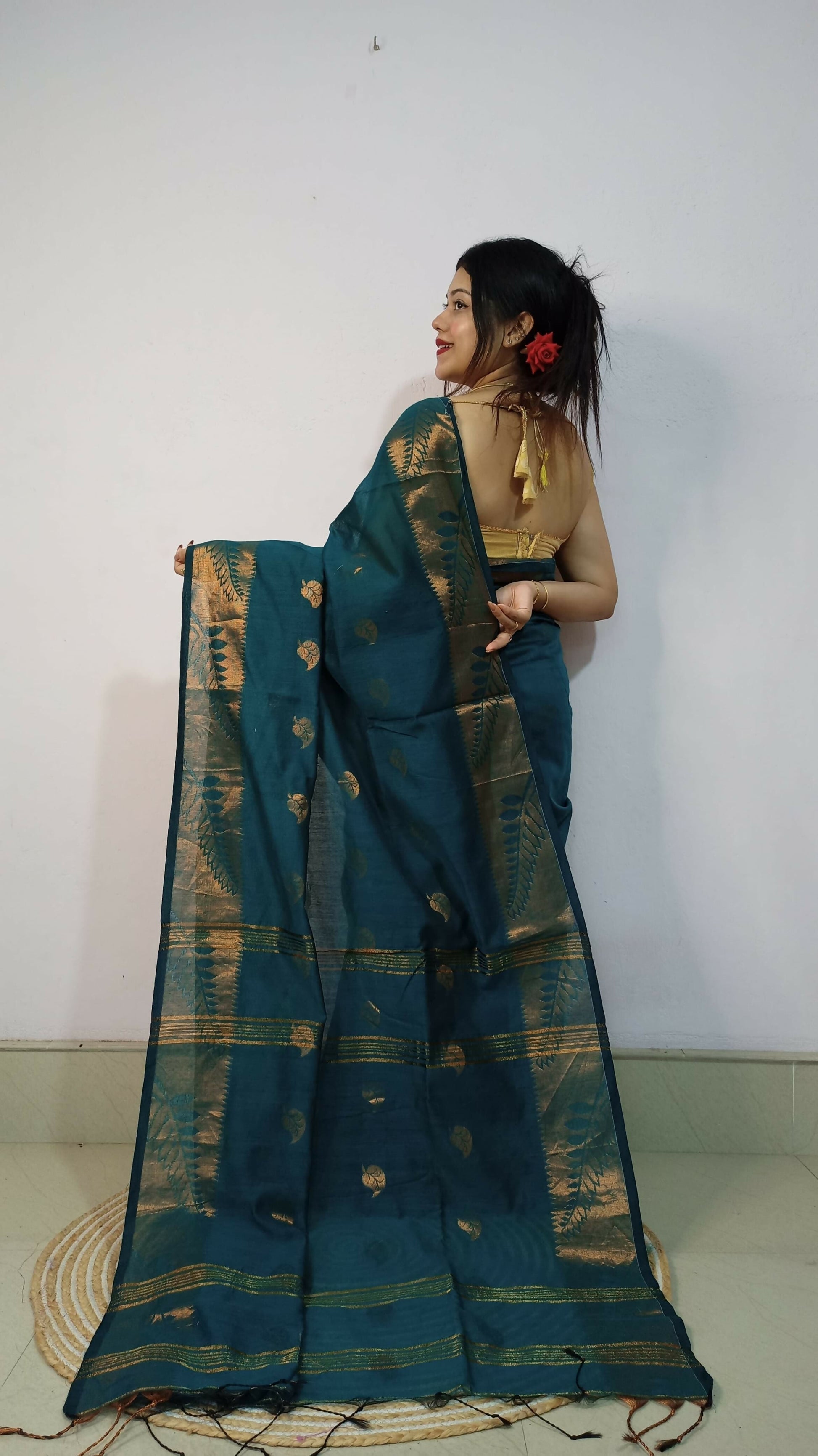 Exclusive Collection Beautiful Purssion Green Cotton Silk Woven Handloom Grab2Buy With Running Blouse Piece 