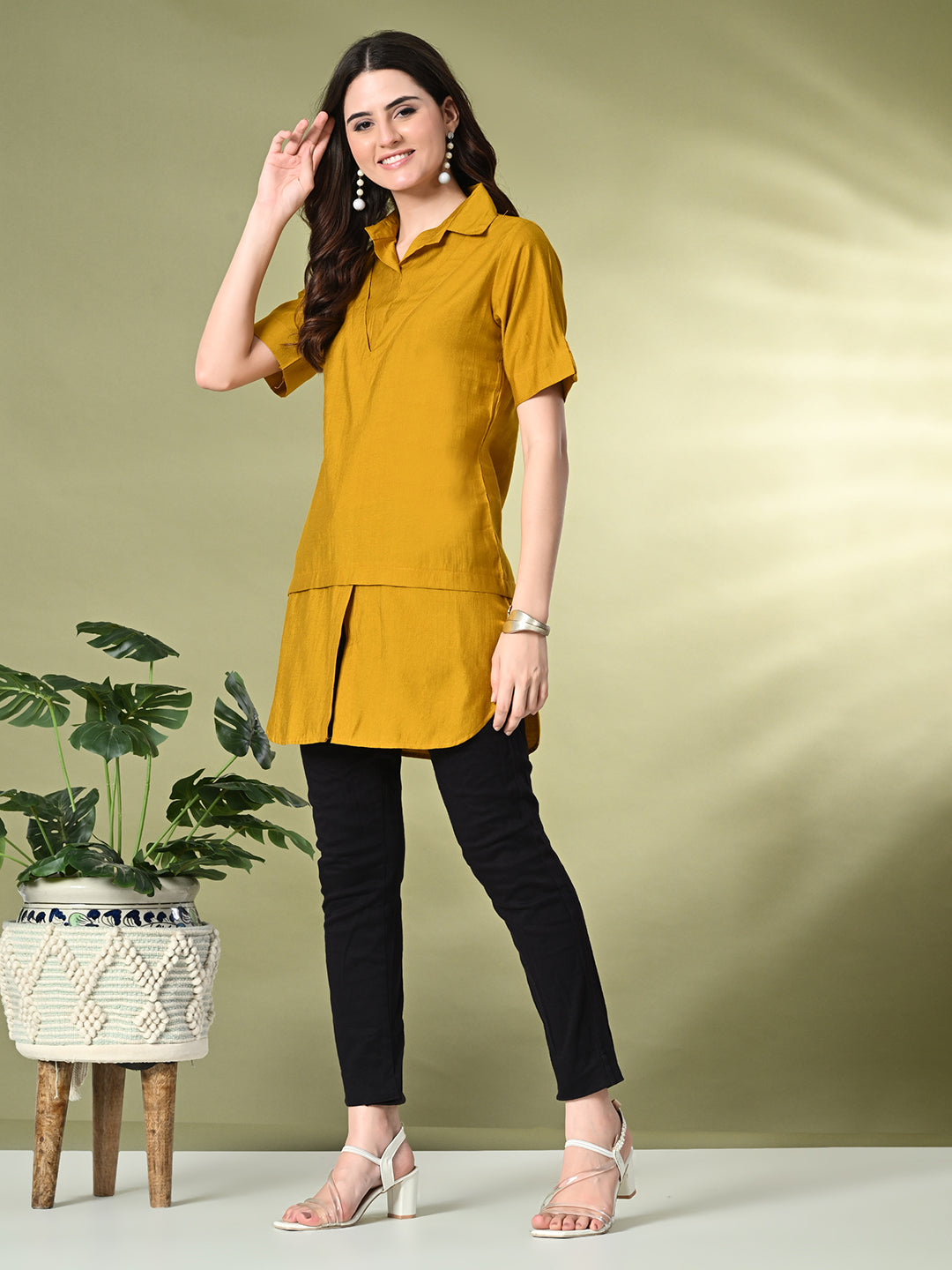 Myshka Women's Solid A-Line Collared Neck Casual Tunic In Mustard Color 