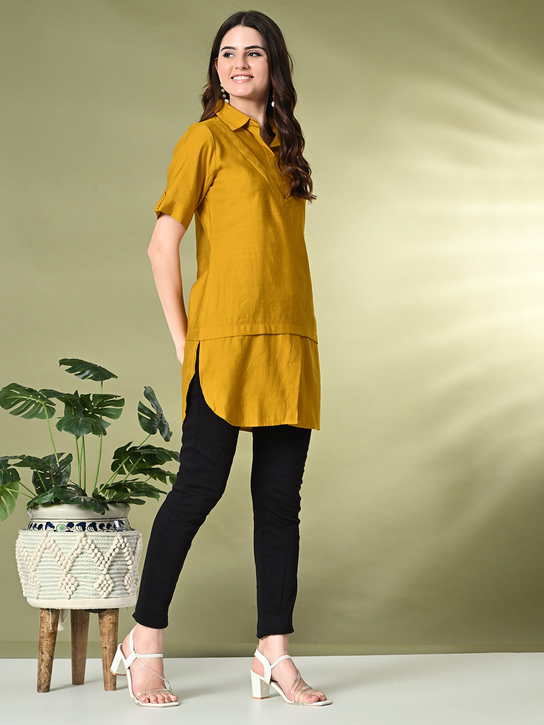 Myshka Women's Solid A-Line Collared Neck Casual Tunic In Mustard Color 